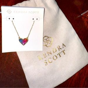 KENDRA SCOTT HEART NECKLACE, NWT